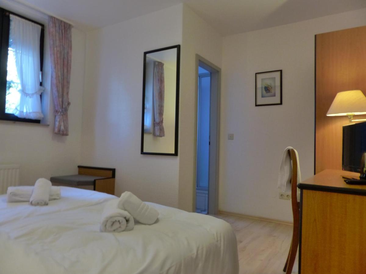 Hotel Zur Post Dabringhausen - Contactless Self Check-In Wermelskirchen Exterior photo