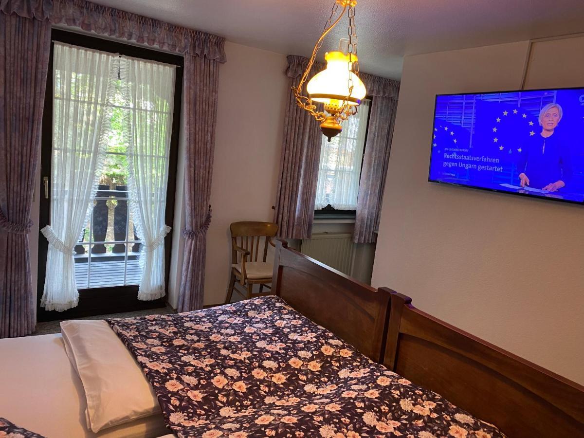 Hotel Zur Post Dabringhausen - Contactless Self Check-In Wermelskirchen Exterior photo
